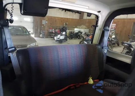 2000 Jeep Wrangler Sport z USA, uszkodzony, nr VIN 1J4FA49S4YP753434